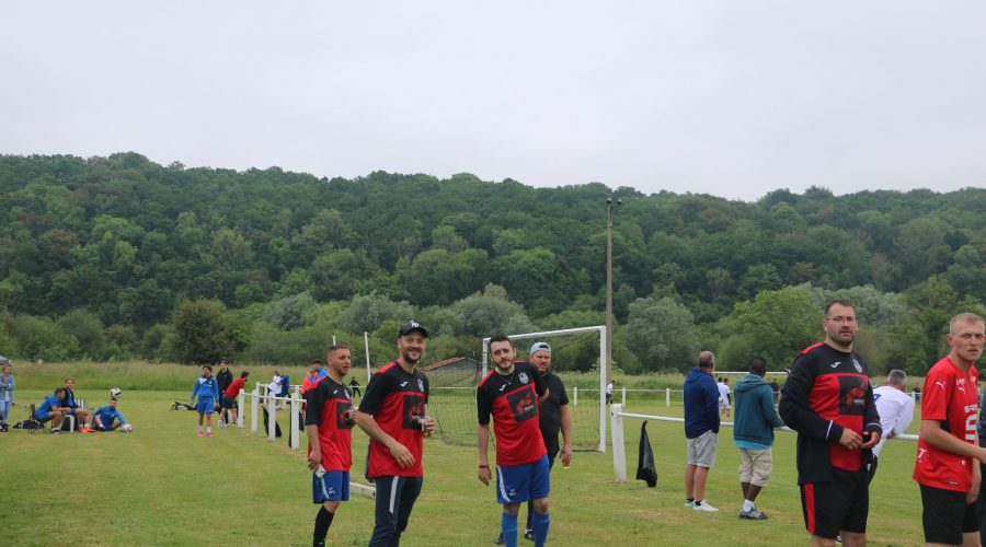 Comment réduire les coûts pour un club de football tout en maintenant un niveau de qualité élevé ?